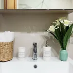 Pensjonat Lora Center 3*