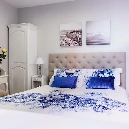 Lora Center Casa de hóspedes